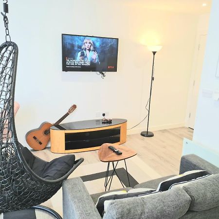 Great Studio Apartments - Netflix, Wifi, Digital Tv Sheffield Eksteriør bilde