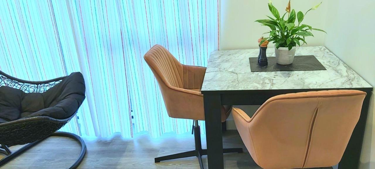 Great Studio Apartments - Netflix, Wifi, Digital Tv Sheffield Eksteriør bilde