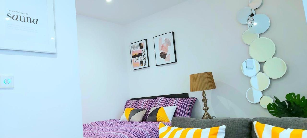 Great Studio Apartments - Netflix, Wifi, Digital Tv Sheffield Eksteriør bilde