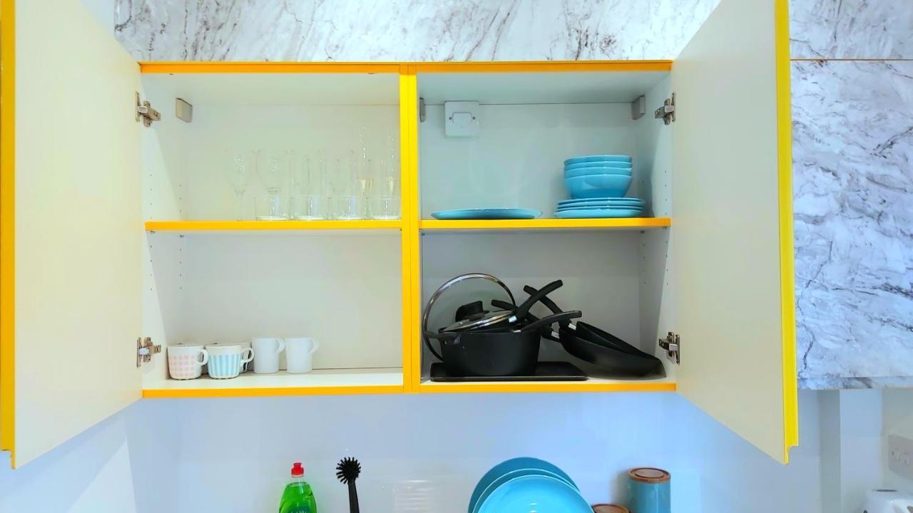 Great Studio Apartments - Netflix, Wifi, Digital Tv Sheffield Eksteriør bilde