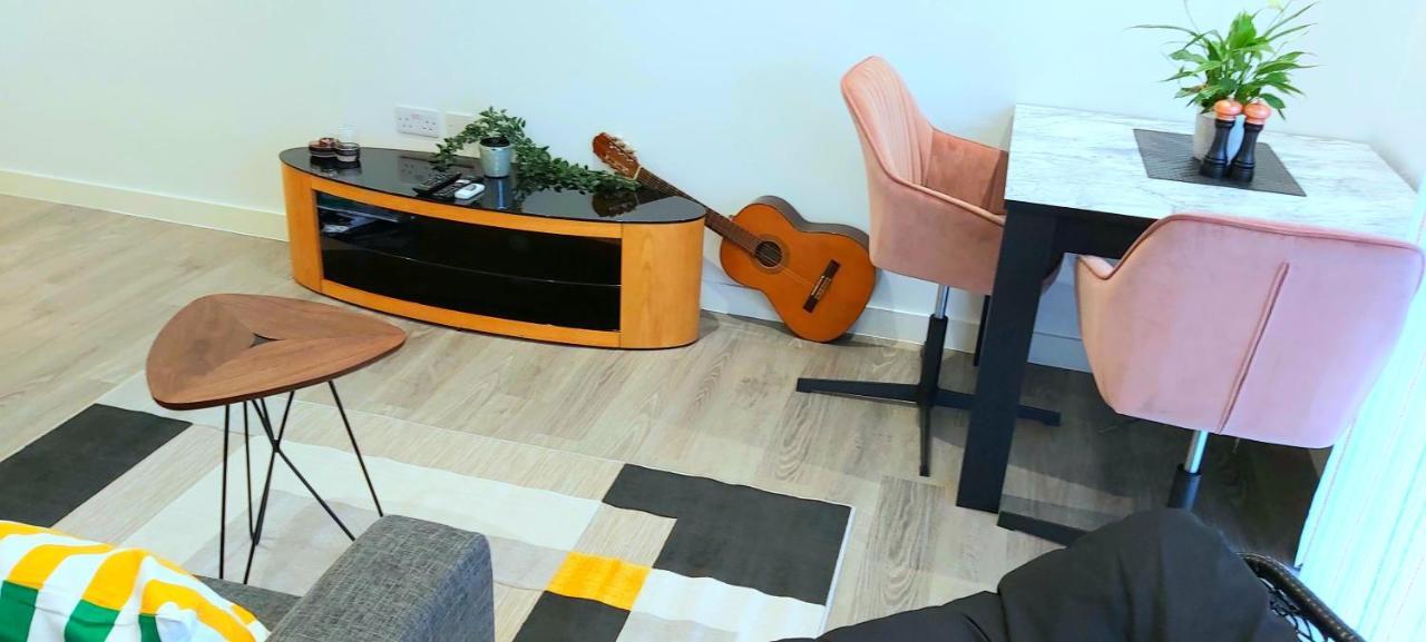 Great Studio Apartments - Netflix, Wifi, Digital Tv Sheffield Eksteriør bilde
