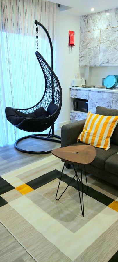 Great Studio Apartments - Netflix, Wifi, Digital Tv Sheffield Eksteriør bilde