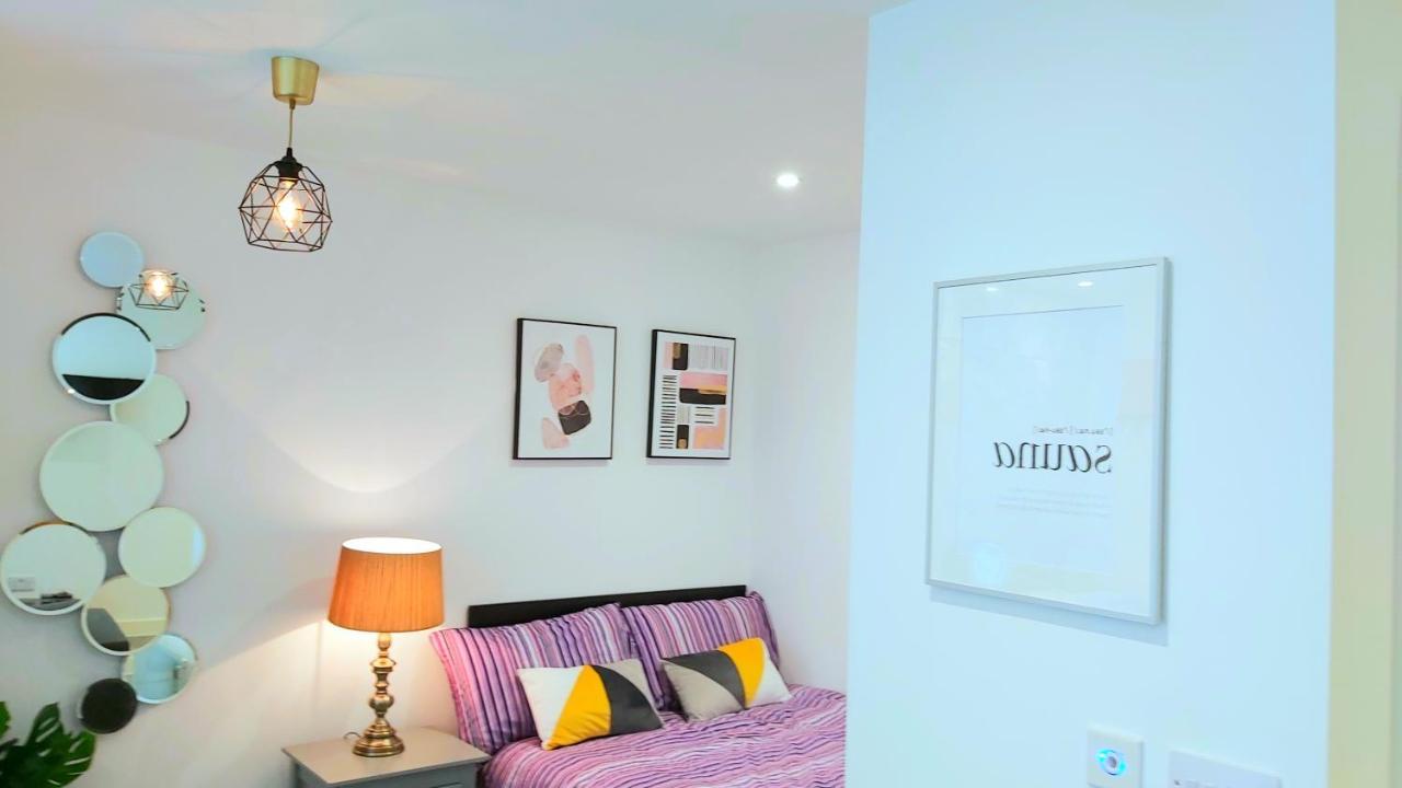 Great Studio Apartments - Netflix, Wifi, Digital Tv Sheffield Eksteriør bilde