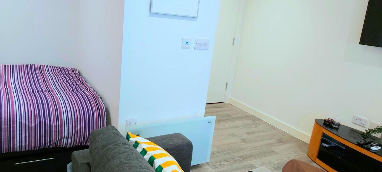 Great Studio Apartments - Netflix, Wifi, Digital Tv Sheffield Eksteriør bilde